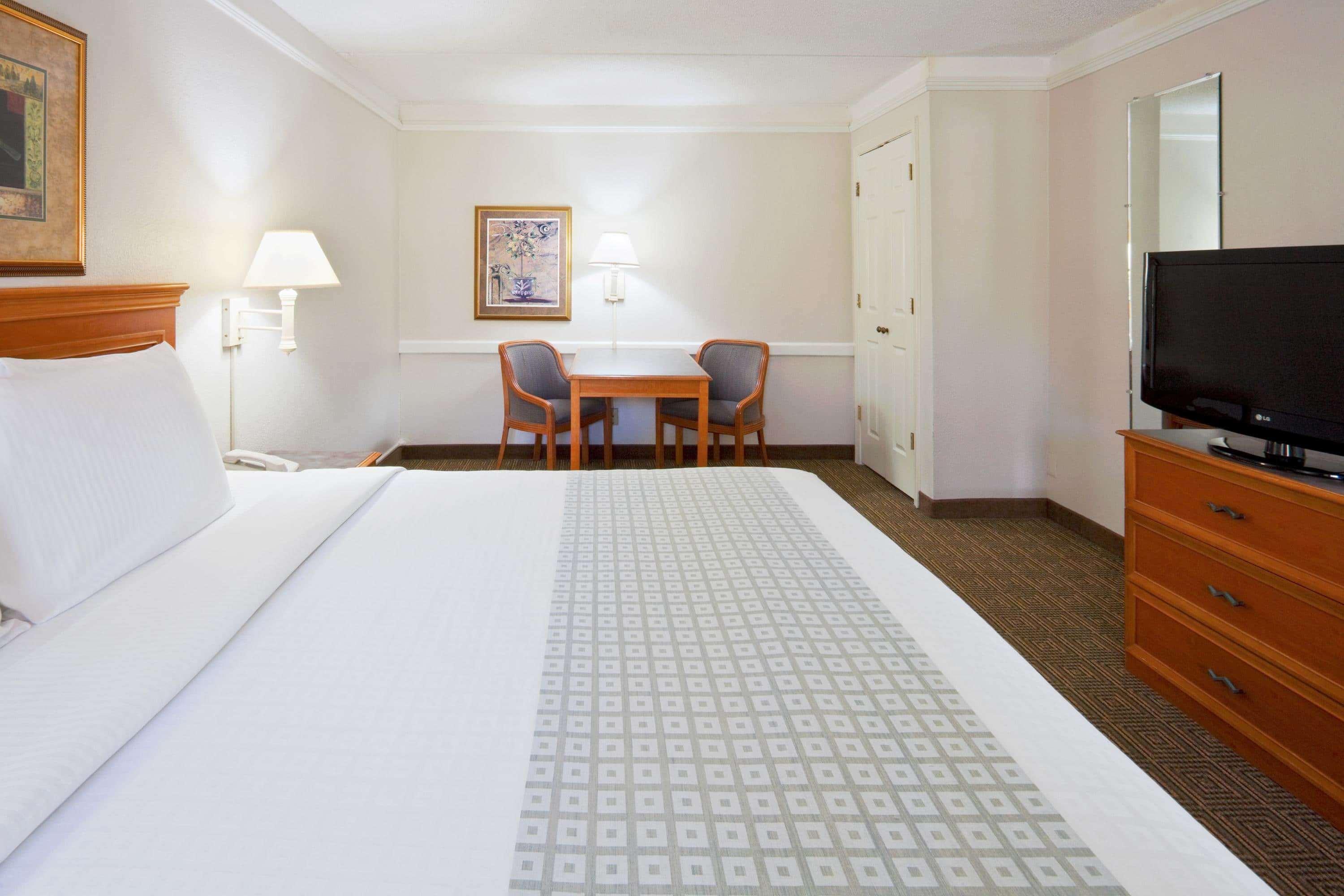 La Quinta Inn By Wyndham Tallahassee North Exterior photo